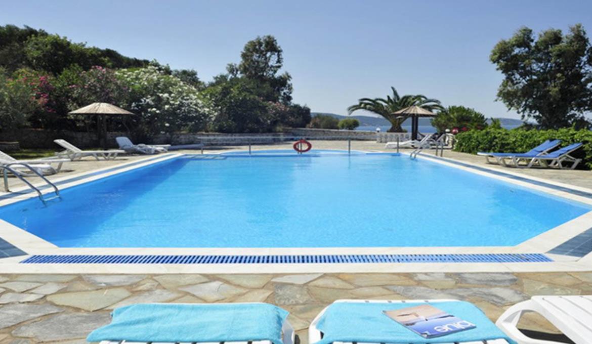 Kassiopi Bay Apartment Exterior photo